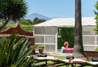 Karat Villa Fernanda has Balcony rooms