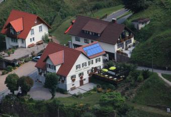 Hotel - Gasthof Blume has Balcony rooms