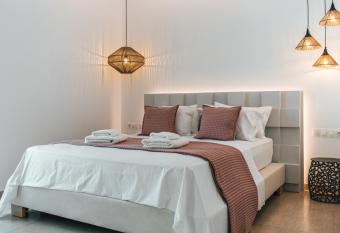 K suites ios allows 18 year olds to book a room