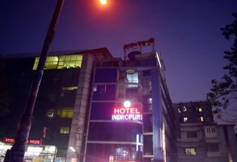Hotel Indropuri International allows 18 year olds to book a room