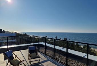 Apartamenty przy pla  y Shellter has Balcony rooms