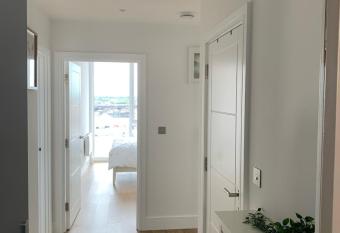 East Timber Yard has rooms with a private hot tub