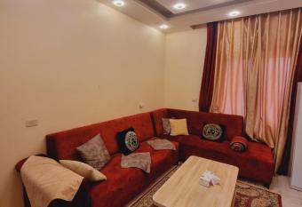 Maryam sbatin has Balcony rooms