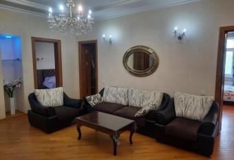 Vip Amartment Caspian plaza has rooms with a private hot tub