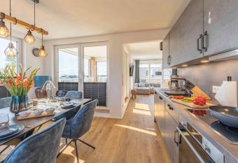 Gode Tied allows 18 year olds to book a room