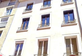 kitanimo sleep allows 18 year olds to book a room