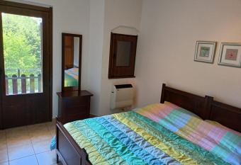 Miralago Lorica has Balcony rooms