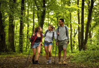 Little Sugar Oasis - Chic Property on Oz Trails allows 18 year olds to book a room