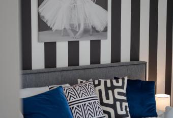 Rooms21 allows 18 year olds to book a room