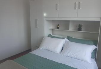 Apartamento funcional e confort  vel em Curitiba has Balcony rooms