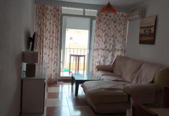 Apartamento grumete allows 18 year olds to book a room