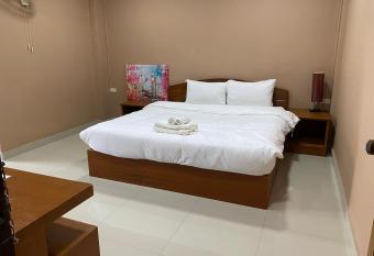 Hug me guesthouse has Balcony rooms