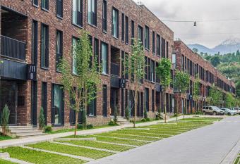 Manica Esentai City allows 18 year olds to book a room