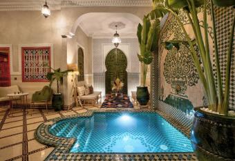 Riad Arabkech has Balcony rooms