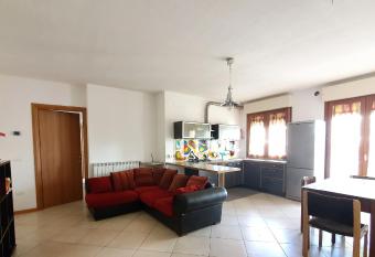 Apartment close to Garda Lake . has Balcony rooms