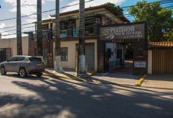 Pousada praia de costazul allows 18 year olds to book a room