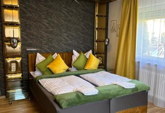 Diamond house deluxe 9 Koblenz has Balcony rooms