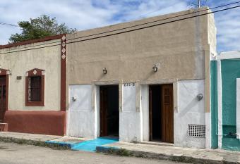 Casa 642B en el Centro de M  rida has rooms with a private hot tub