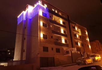 Sbatin madba has Balcony rooms