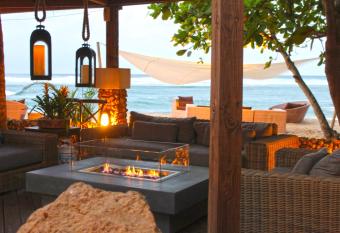 Villa Monta  a Beach Resort has Balcony rooms