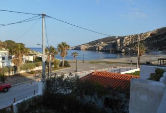 Katerina summerhouse has Balcony rooms