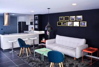 Espectacular apt de 3 habitaciones deluxe! has Balcony rooms