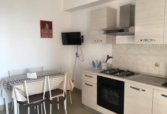 Frank Sinatra - Appartamento vicino Taormina has Balcony rooms