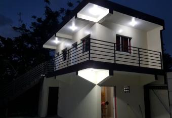 Villa barbacoa has Balcony rooms