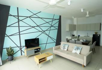 Blue Houz 10pax 3bedroom Midhill Genting Free WiFi has Balcony rooms