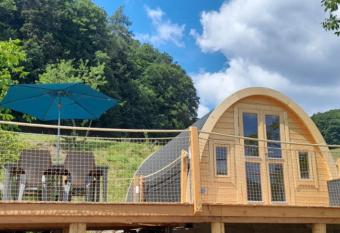 Logement insolite Pod Lo Tchan has Balcony rooms