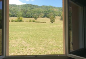 Chambre au calme dans maison d h  te allows 18 year olds to book a room