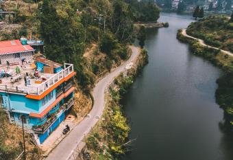 Pradhan Homestay Mirik has Balcony rooms