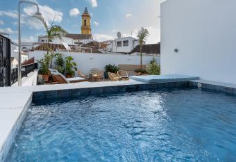 Veranera Hostel has Balcony rooms