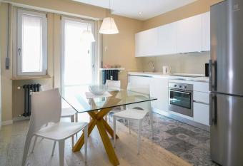 Surville has Balcony rooms