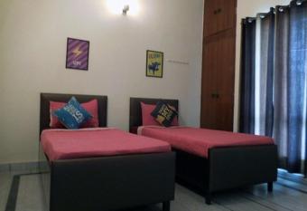 Subramanya Residence has Balcony rooms