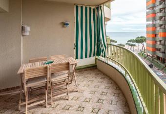 Super beach junto a la playa has Balcony rooms