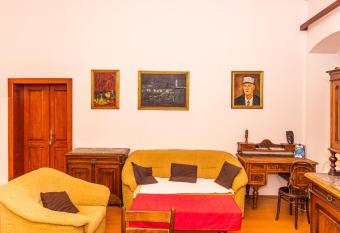 B&B Old City Center has Balcony rooms