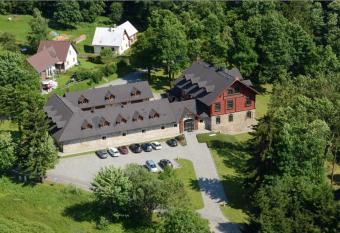 Hotel Svat   Tom     has Balcony rooms