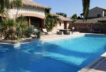 Villa de 2 chambres avec piscine privee jardin clos et wifi a Saint Cyprien has Smoking rooms