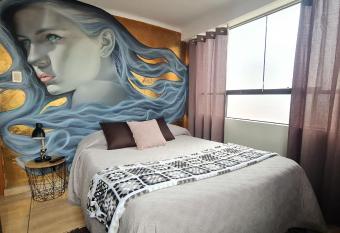 Casa de Nana Executive allows 18 year olds to book a room