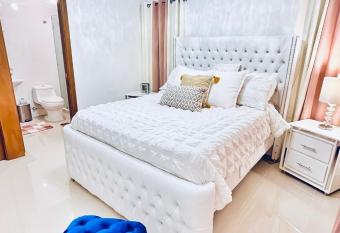 Lovely 3-bedroom condo with pool has Balcony rooms