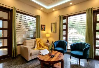 Home2 Stay by Six Lane has Balcony rooms