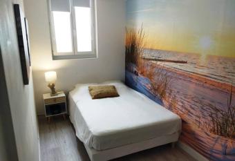 Appartement Dunes allows 18 year olds to book a room