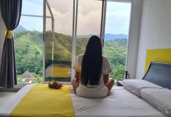 MIRADORES D ALESSANDRA has Balcony rooms