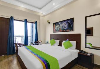 Treebo Noida Grand allows 18 year olds to book a room