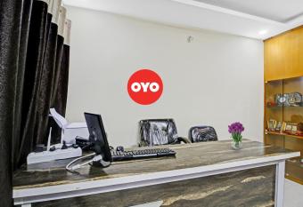 Flagship 93558 Hotel Mahi allows 18 year olds to book a room