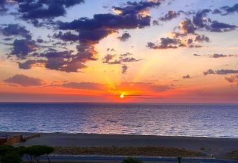 Vue MER MAGNIFIQUE Haut Standing INTERNET FIBRE has Balcony rooms