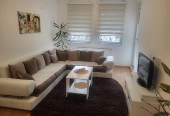 N&M lux has Balcony rooms