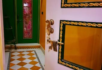 Amrit (Enchanting castle) has Balcony rooms