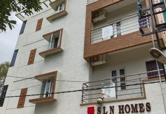 HOTEL SLN Homes has Balcony rooms
